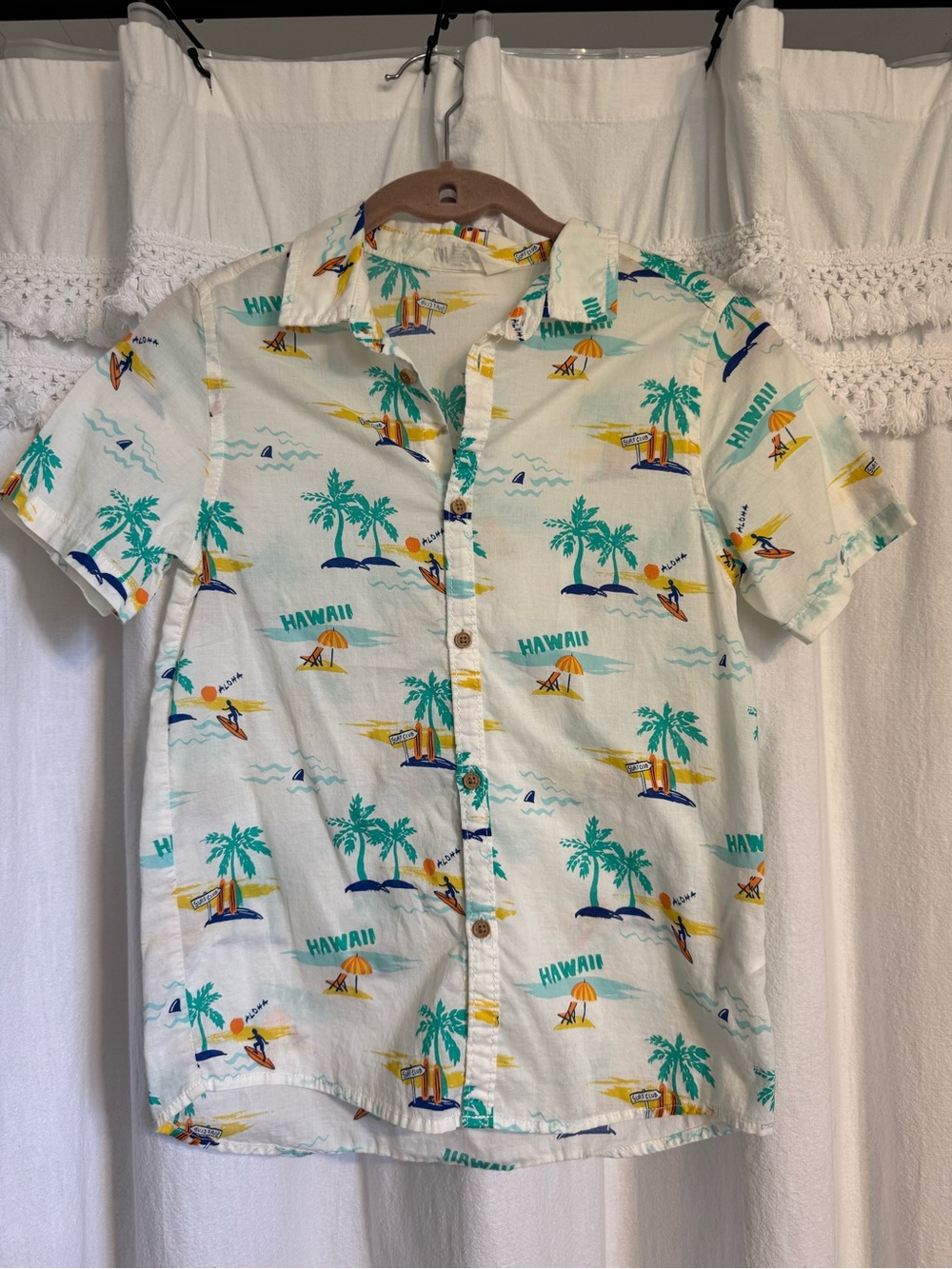 H&M White Short-Sleeve Hawaiian Print Button-Down Shirt